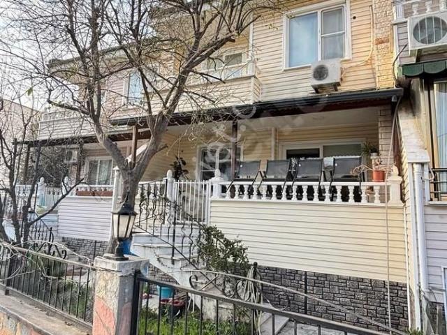 Edremit, Balikesir içerisinde satılık Villa