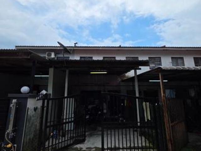 Terraced House for sale in Pekan Nanas, Johor