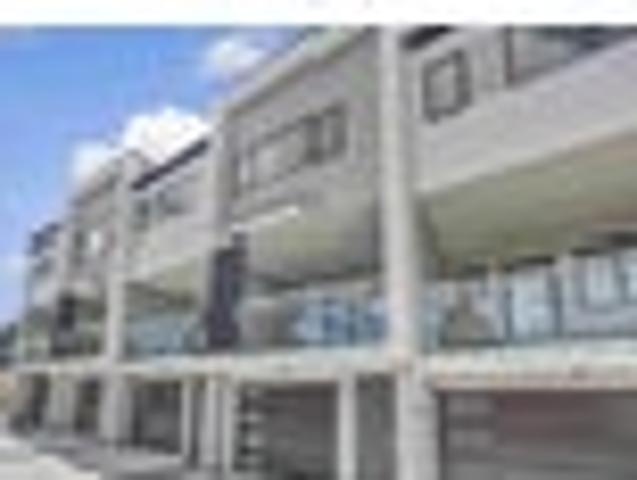 Townhouse for rent in Sunnyhills, Howick
