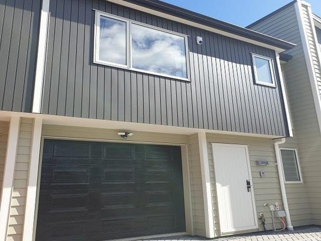 House for rent in Howick, Oroua County