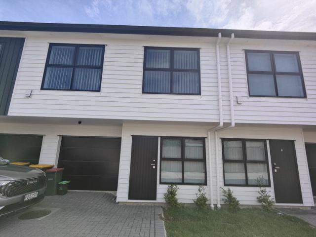 House for rent in Howick, Oroua County