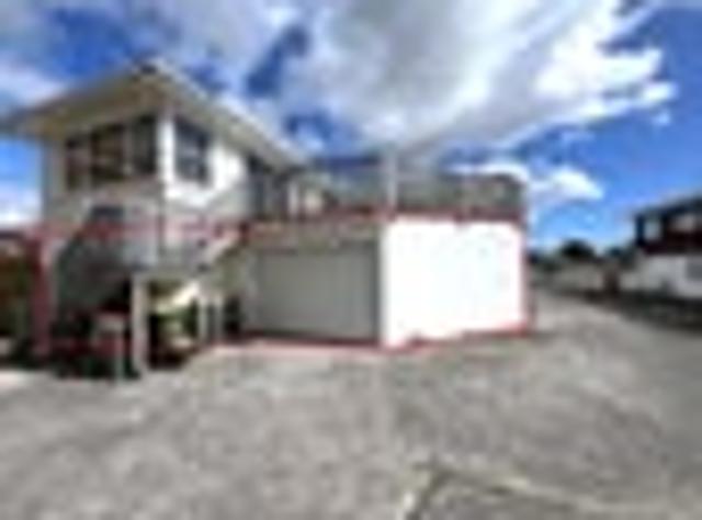 Townhouse for rent in Pakūranga, Howick