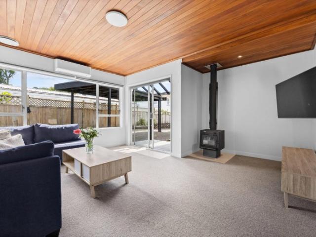 House for rent in Burswood, Howick