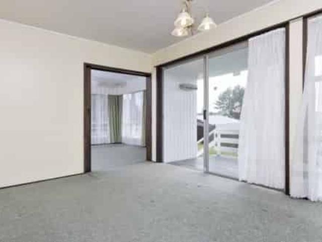 House for rent in Howick, Oroua County