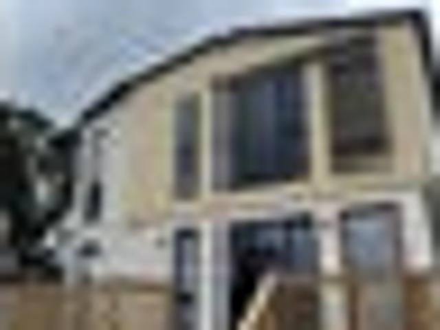 Townhouse for rent in Howick, Oroua County