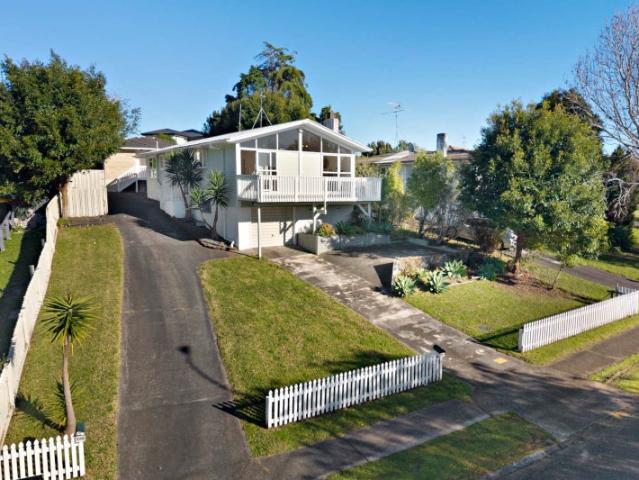 House for rent in Howick, Oroua County