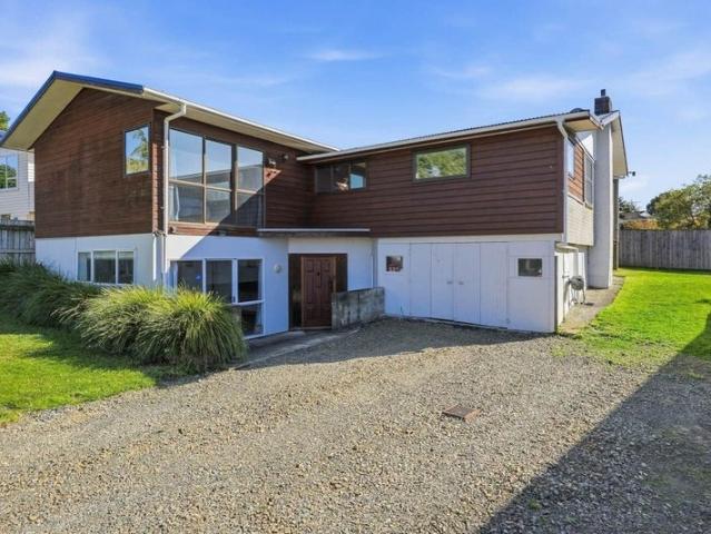 House for rent in Howick, Oroua County