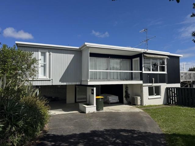 House for rent in Pakuranga Heights, Howick