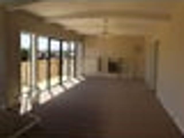 Townhouse for rent in Howick, Oroua County