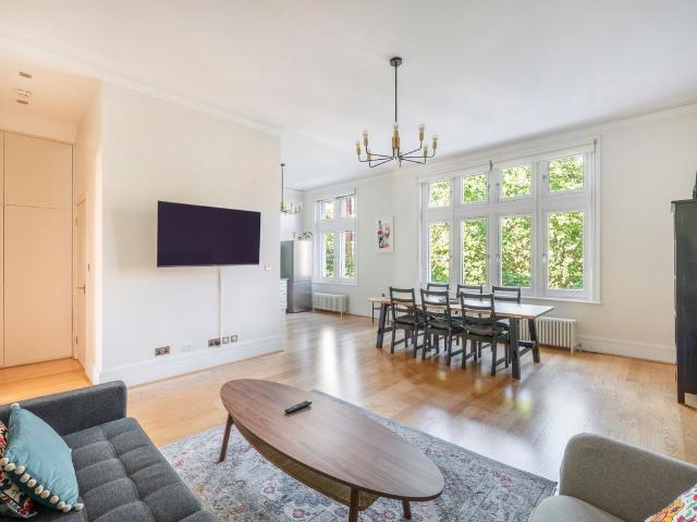 Apartment for rent in Bayswater, Greater London
