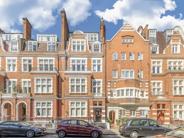 Apartment for rent in Bayswater, Greater London