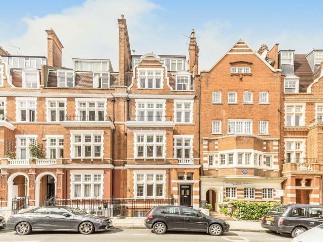 Apartment for rent in Bayswater, Greater London