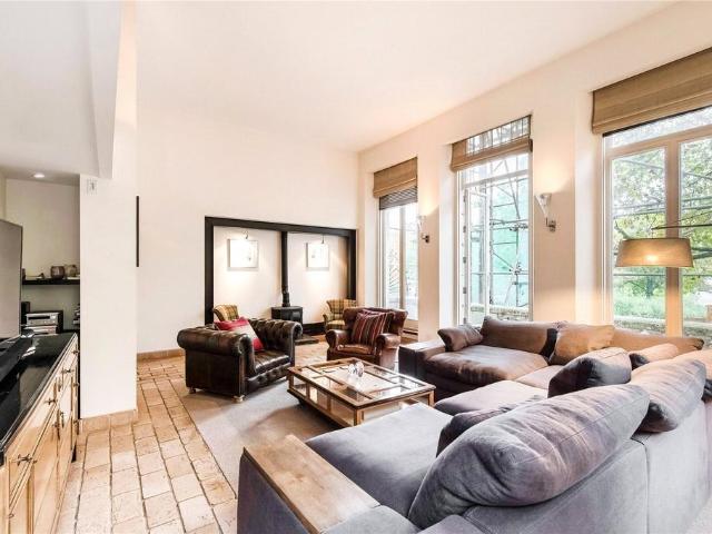 House for rent in South Kensington, Greater London
