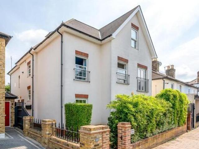 House for sale in Bridgefield, Kent