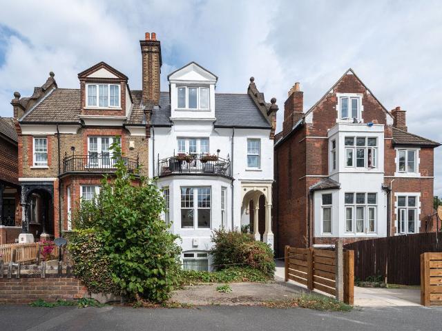 Apartment for rent in Tulse Hill, Greater London