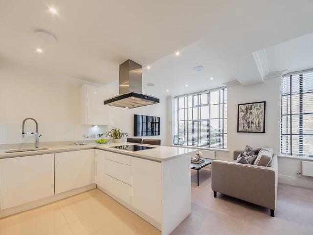 Apartment for rent in London Borough of Hammersmith and Fulham, Greater London