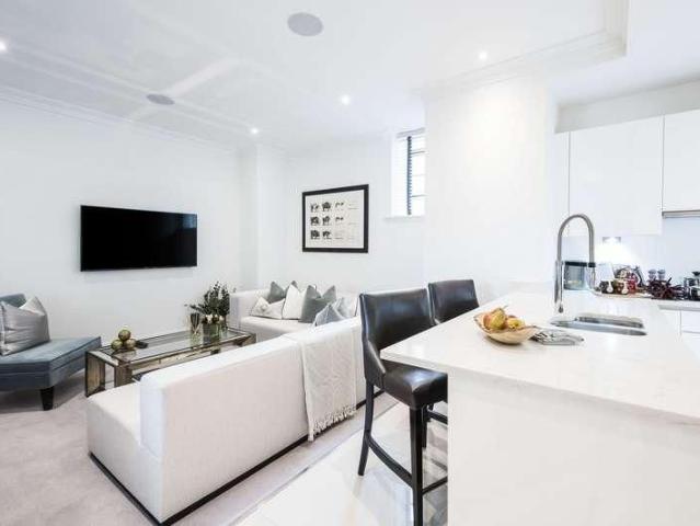 Apartment for rent in London Borough of Hammersmith and Fulham, Greater London
