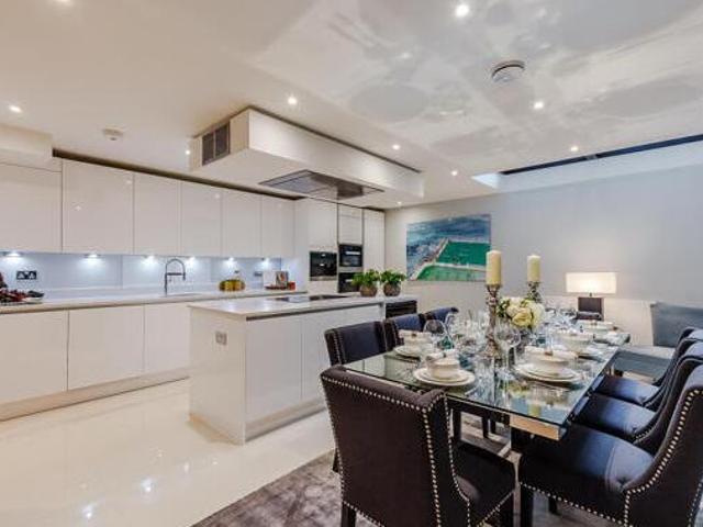 House for sale in Lyons, Greater London