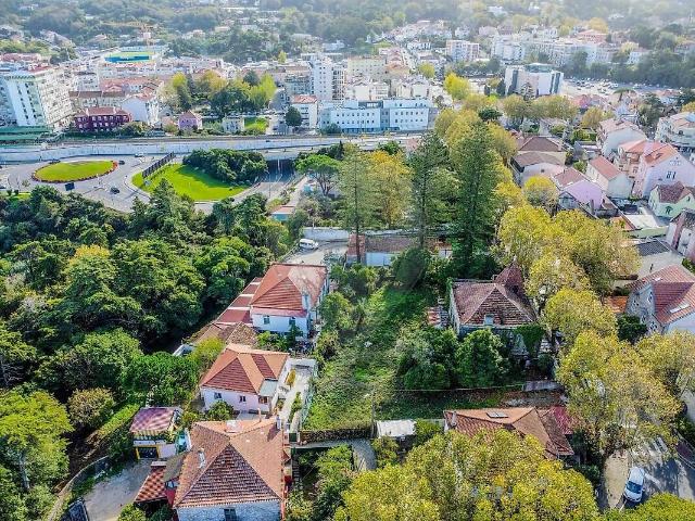 Casa venda em Estefânea, Sintra (Santa Maria e São Miguel, São Martinho e São Pedro de Penaferrim)