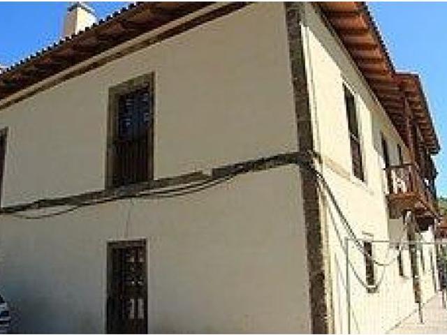 Casa en venta en Cenera, Mieres