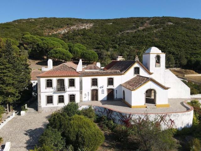 Vivenda venda em Azeitão (São Lourenço e São Simão), Setúbal
