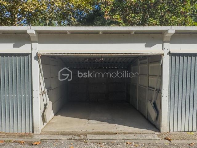 Garage vente à Palaiseau, Essonne