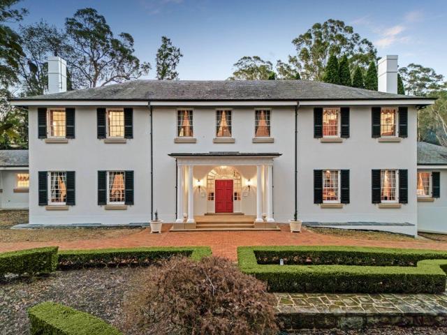 Cottage for sale in Castle Hill, Sydney