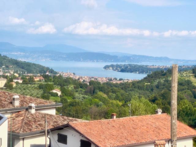 Palazzo in vendita a Comunità montana della Valle Sabbia, Roè Volciano