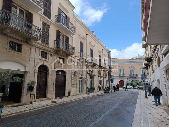 Palazzo in affitto a Puglia, Barletta-andria-trani