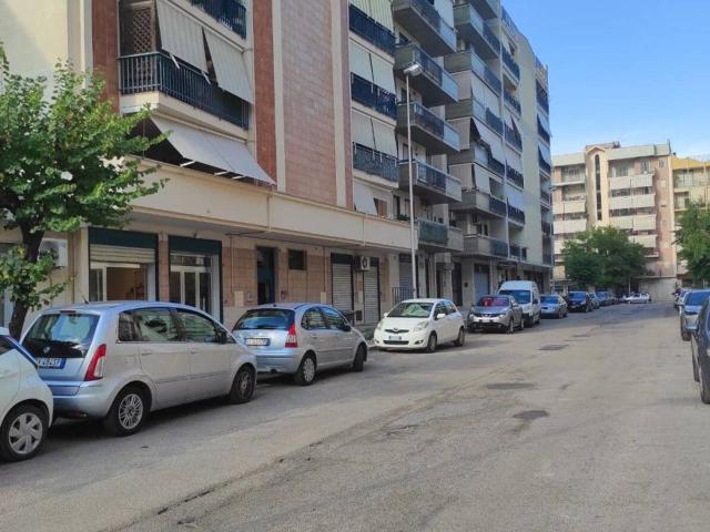 Palazzo in affitto a Puglia, Barletta-andria-trani
