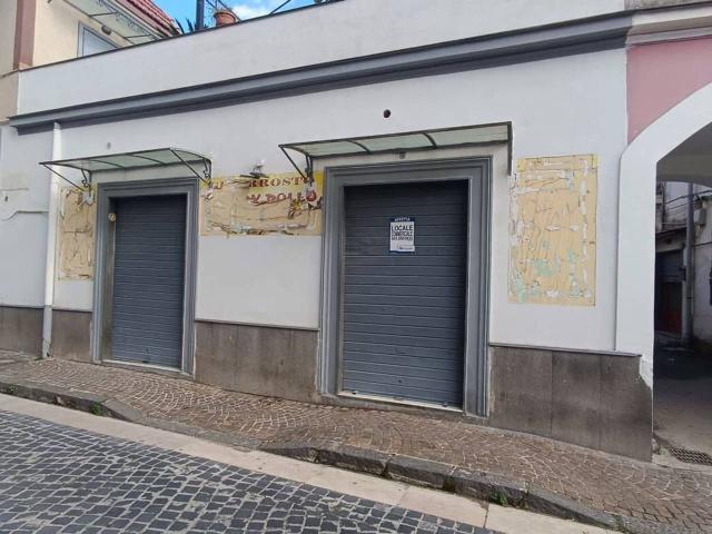 Palazzo in affitto a Brusciano, Campania
