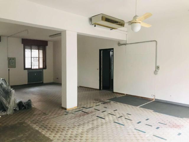 Palazzo in affitto a Musicisti, Modena