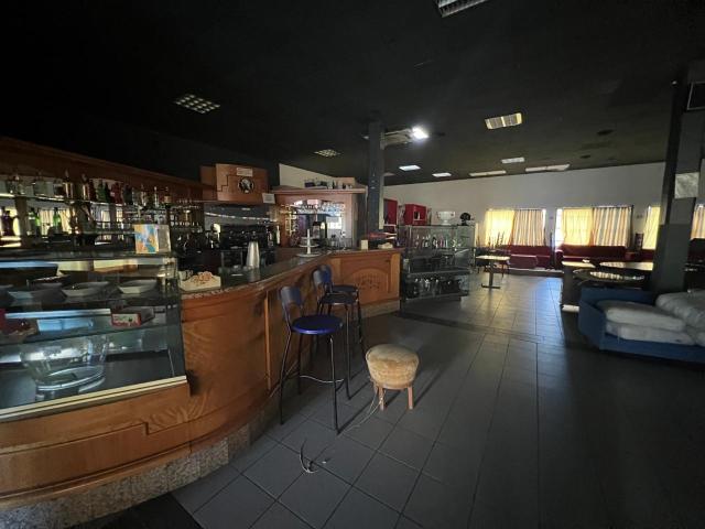 Palazzo in affitto a Santa Croce, Re