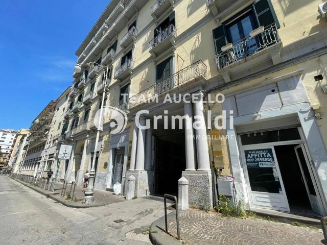 Palazzo in affitto a Salerno, Campania