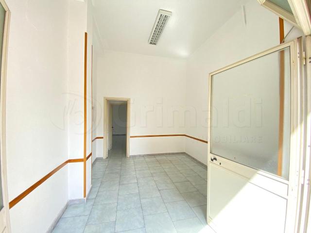 Palazzo in affitto a Sant'antimo, Campania