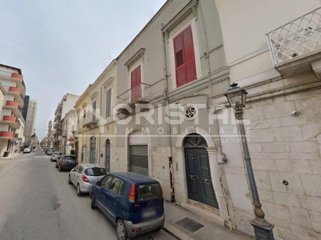 Palazzo in vendita a Andria, Barletta-andria-trani