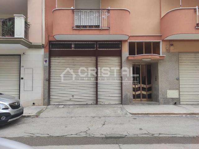 Palazzo in vendita a Puglia, Barletta-andria-trani