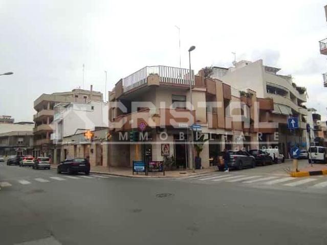 Palazzo in vendita a San Valentino, Puglia