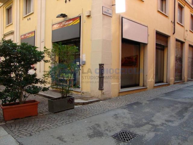 Palazzo in vendita a Santo Stefano, Bologna