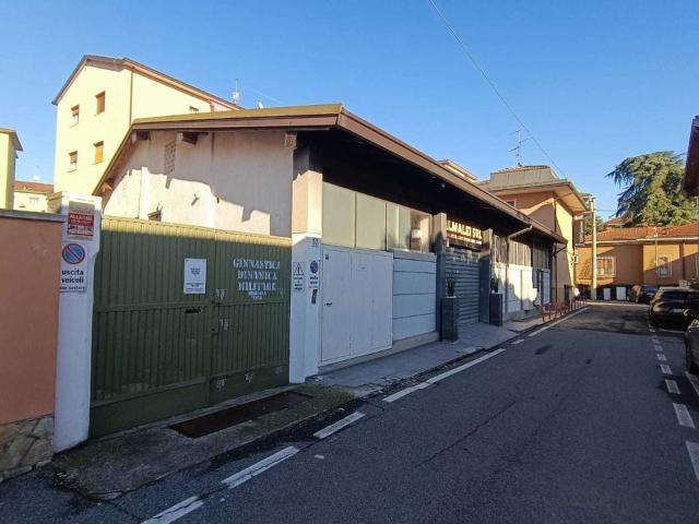 Palazzo in vendita a Zona Sud, Brescia