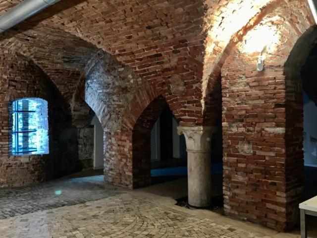 Palazzo in vendita a Zona Centro, Brescia