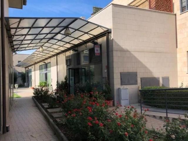 Palazzo in vendita a Calenzano, Firenze