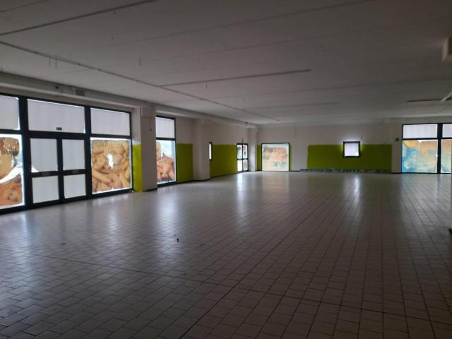 Palazzo in vendita a Val d’Enza, Re