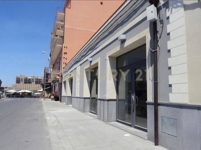 Palazzo in vendita a Centro storico, Catania