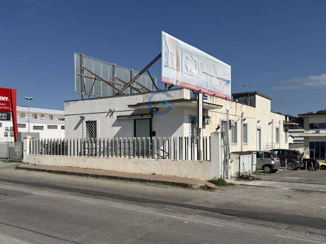 Palazzo in vendita a Calabria, Catanzaro