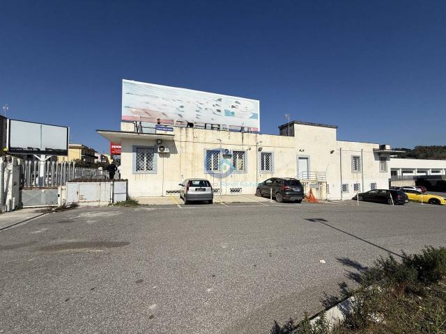 Ufficio in vendita a Calabria, Catanzaro
