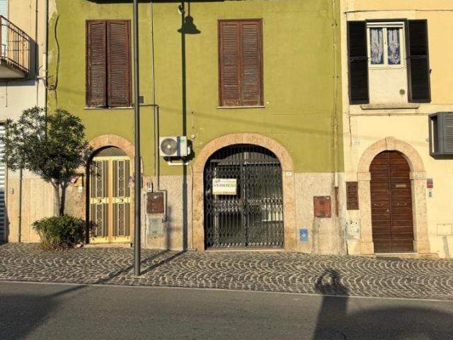Palazzo in vendita a Sant'Agata, Ferentino