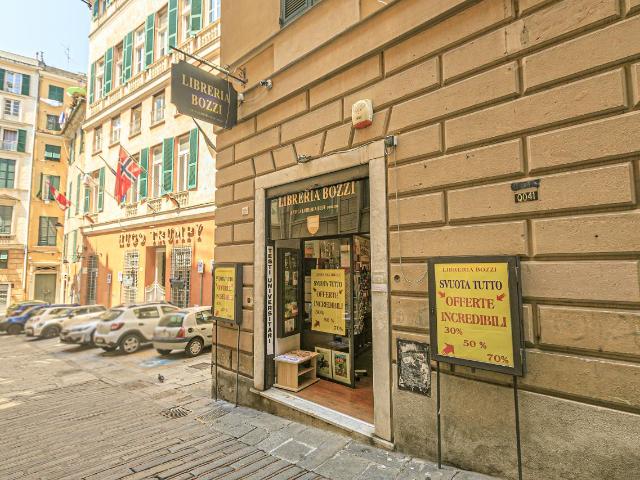 Palazzo in vendita a Serra Riccò, Genova