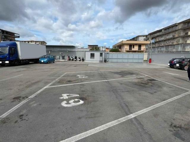 Palazzo in vendita a Rione 219, Melito Di Napoli