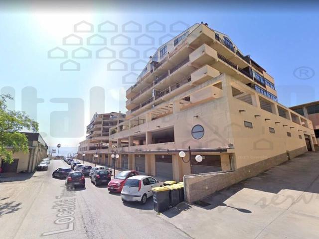 Palazzo in vendita a I Circoscrizione, Messina